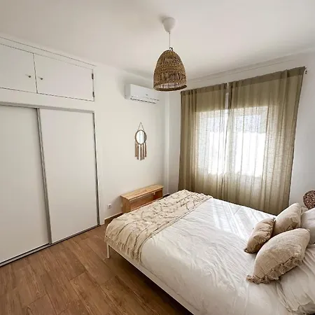 Sanzi Тавира