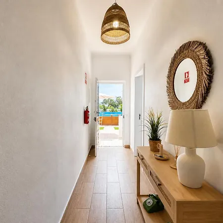 Sanzi Tatil Evi Tavira