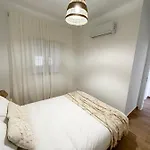 Semesterbostad Sanzi *