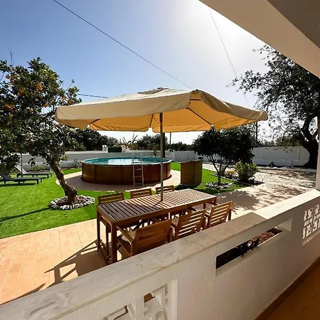 Sanzi Casa de Férias
