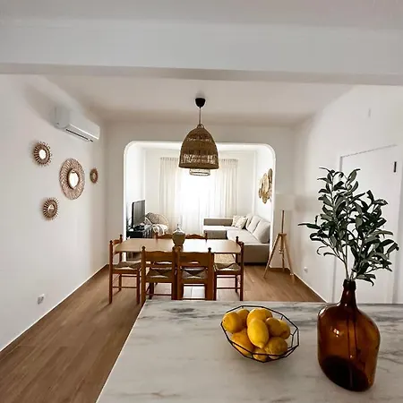 Sanzi Casa de Férias *
